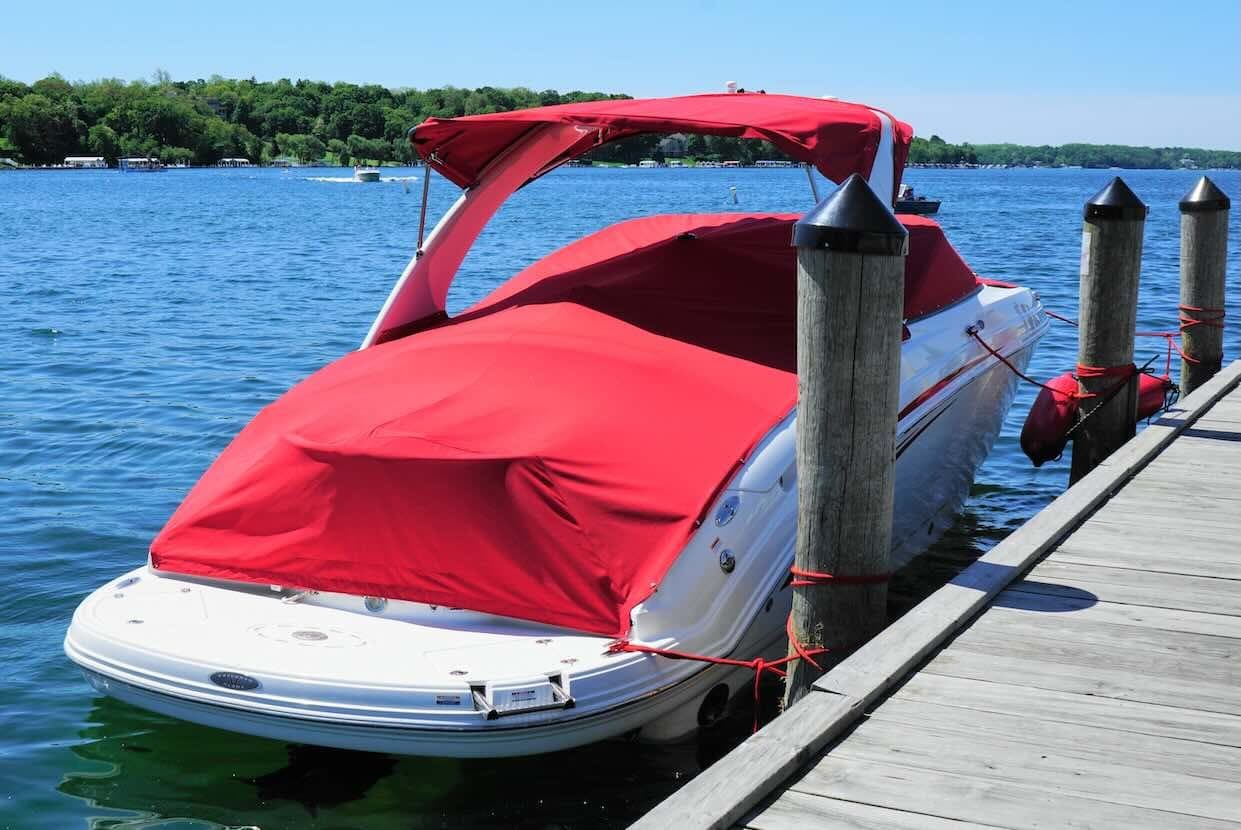 Custom boat cover installed on a boat in Minnesota